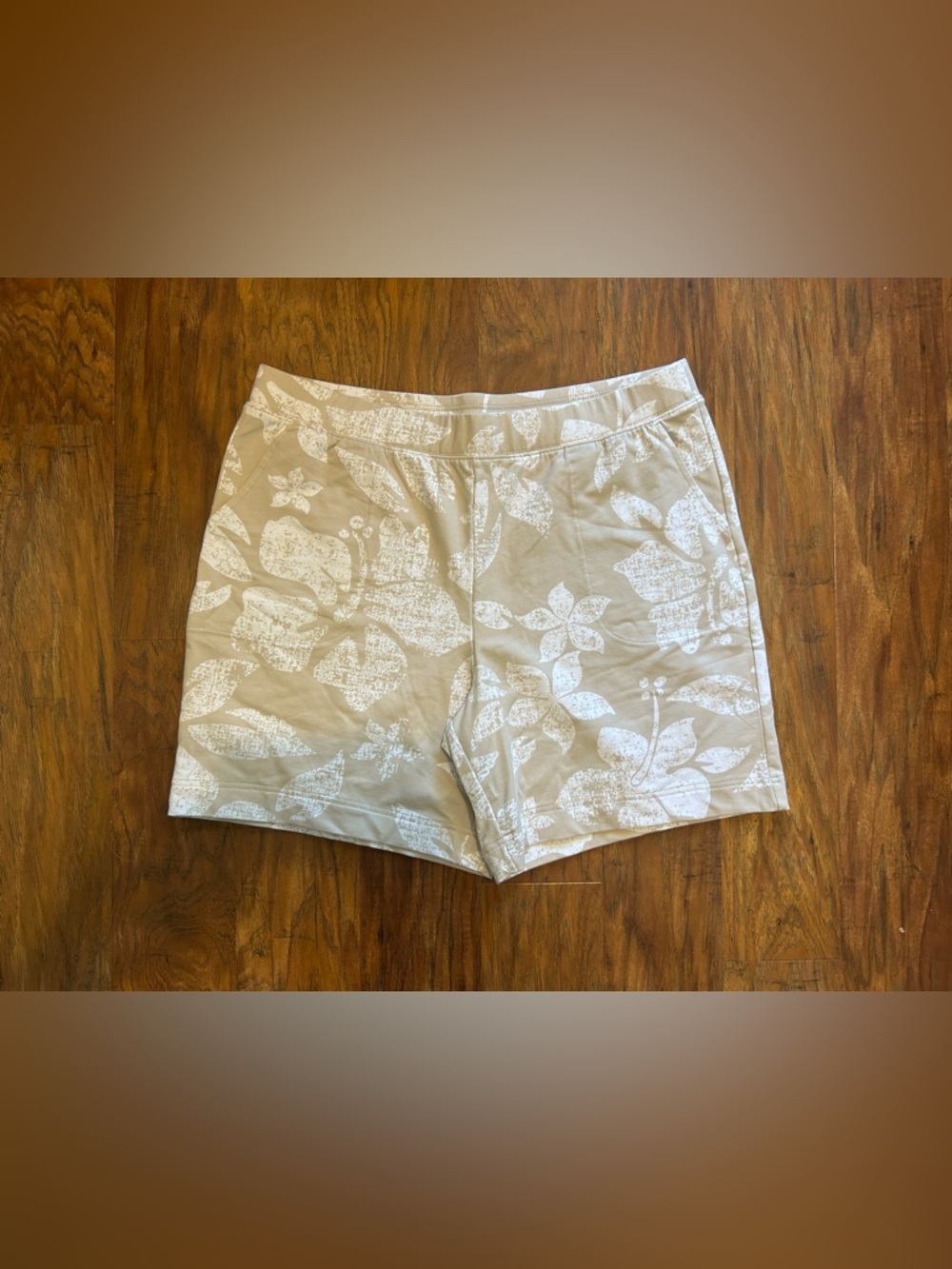 Women's Beige Floral Print Beach Shorts Summer Beach Pool